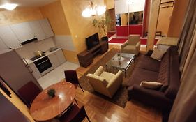 Contigo Apartments